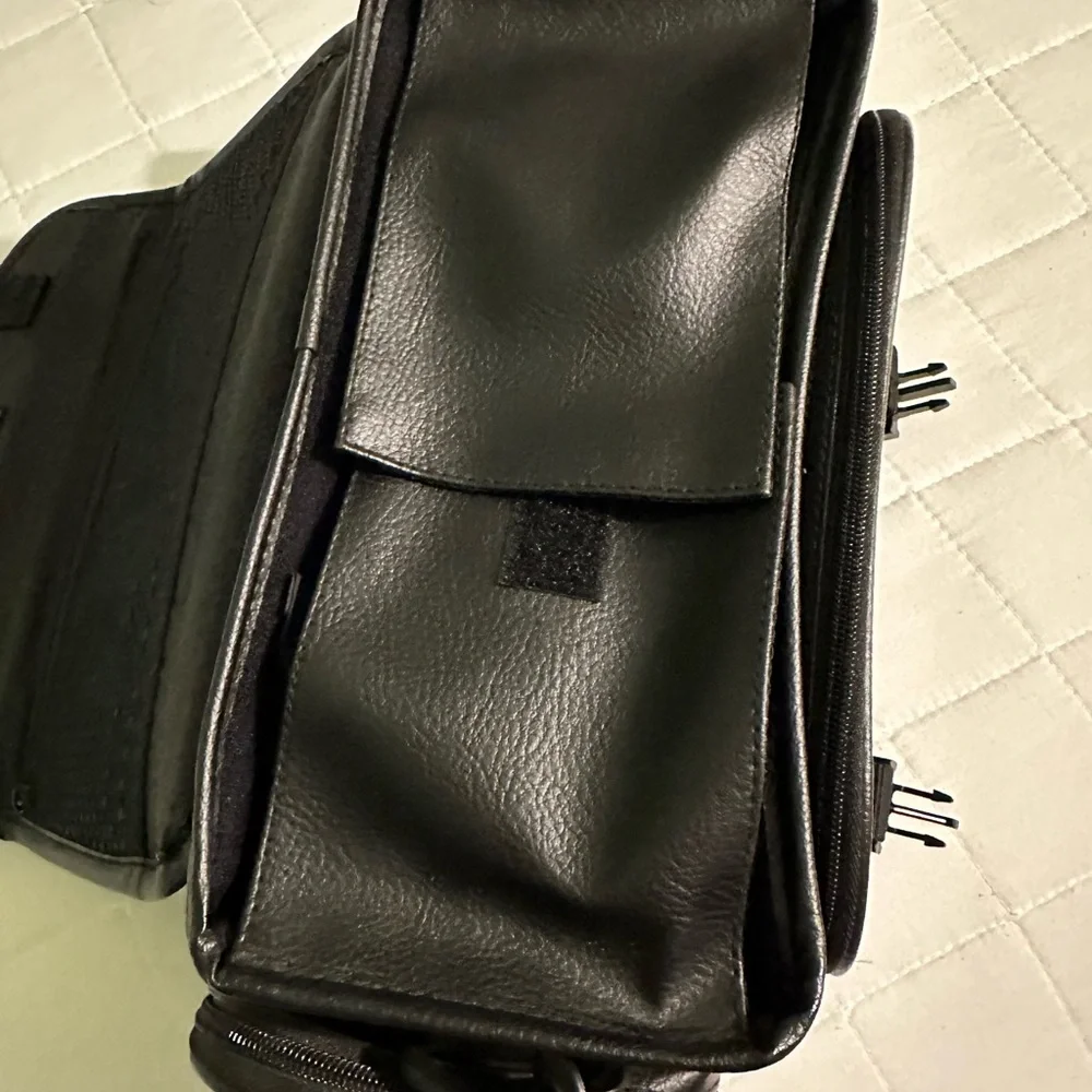 Black Camera Leather Bag with Secure Pockets